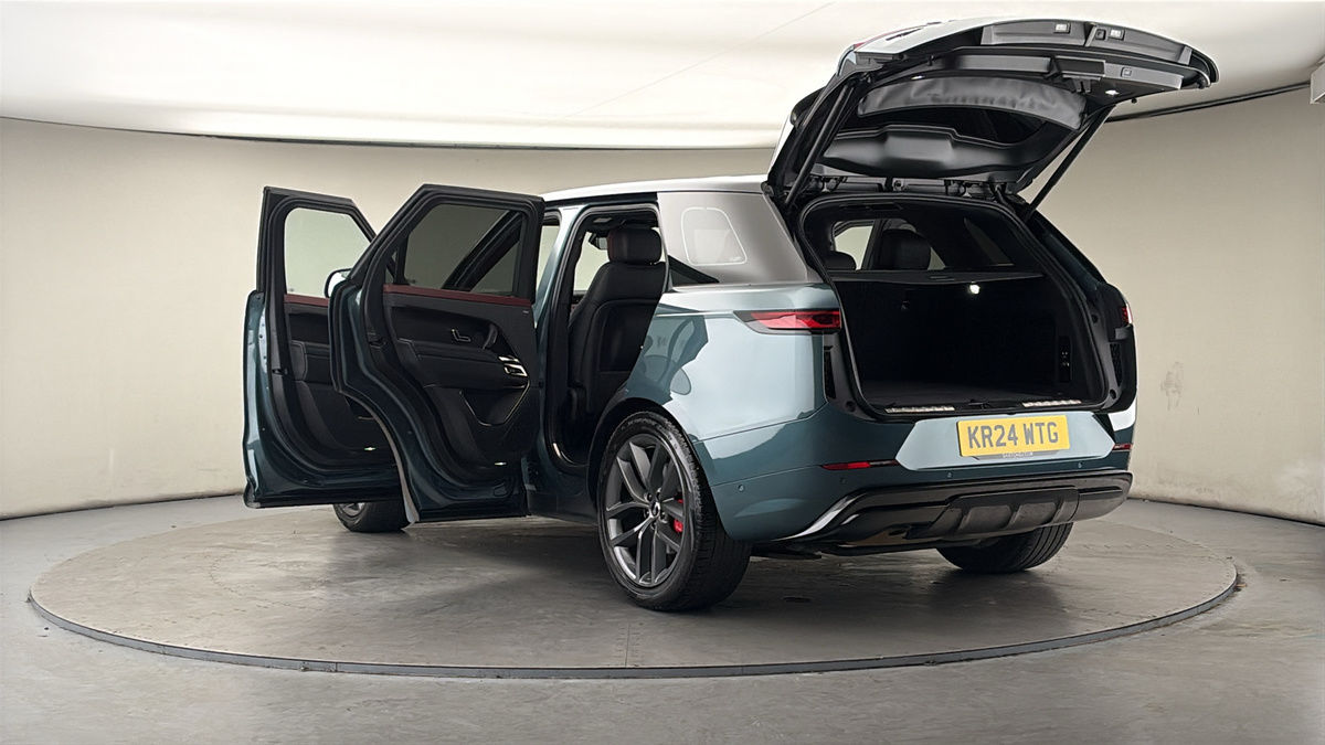 Land Rover Range Rover Sport Image 23