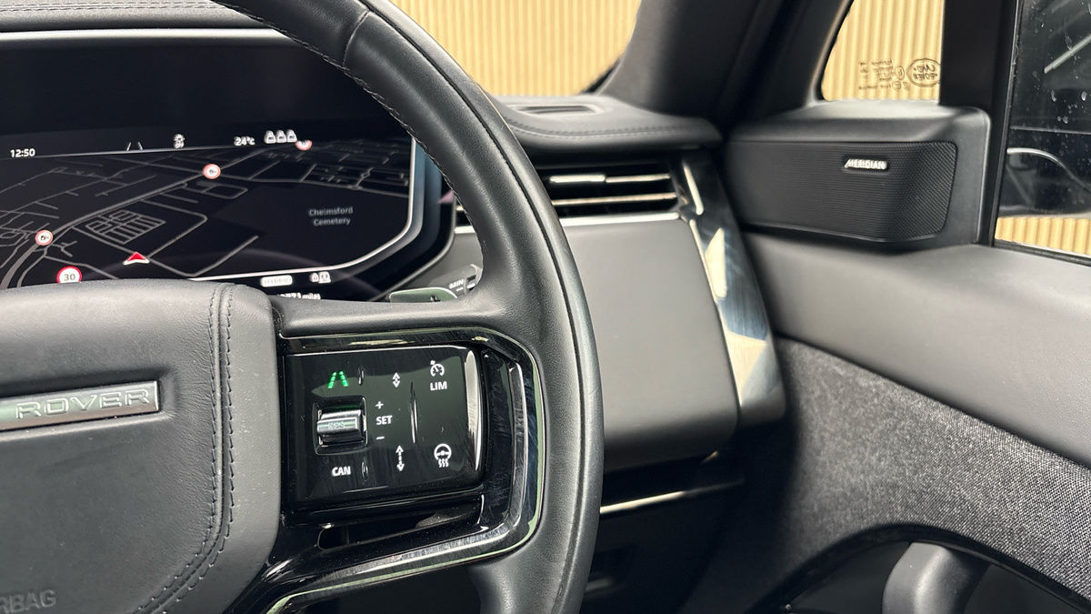 Land Rover Range Rover Sport Image 14
