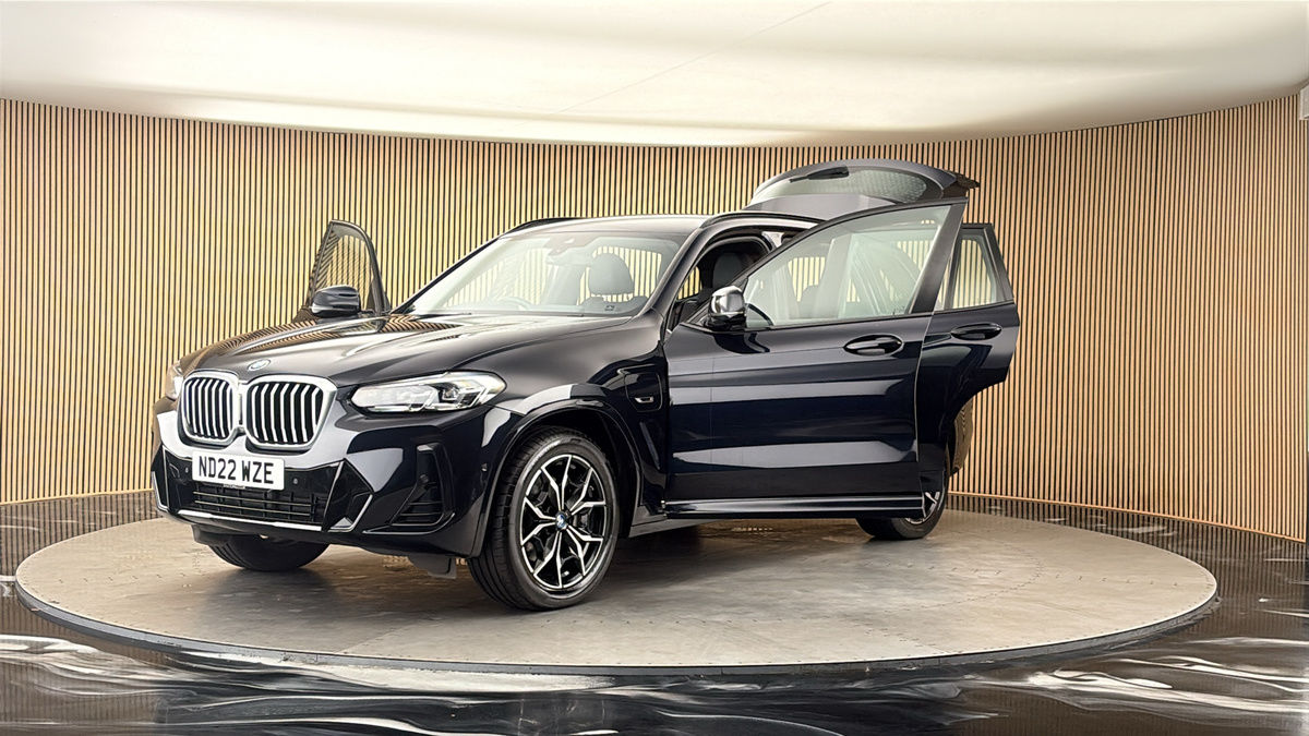 More views of BMW X3