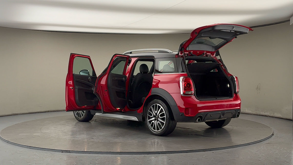 More views of MINI Countryman