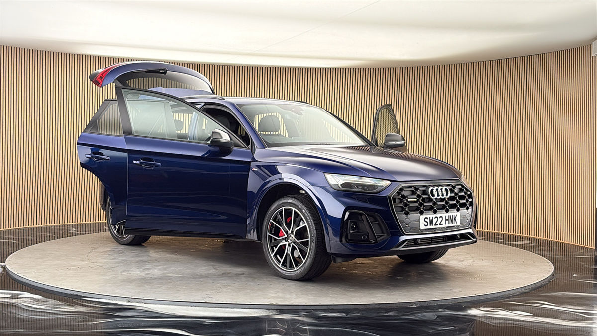 More views of Audi Q5