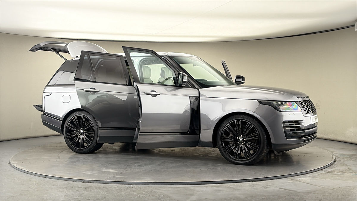 More views of Land Rover Range Rover