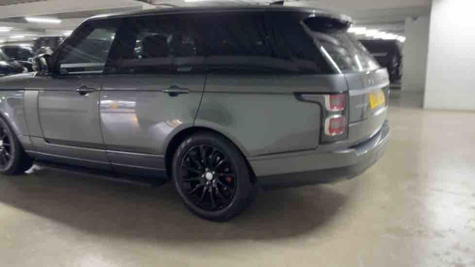 More views of Land Rover Range Rover
