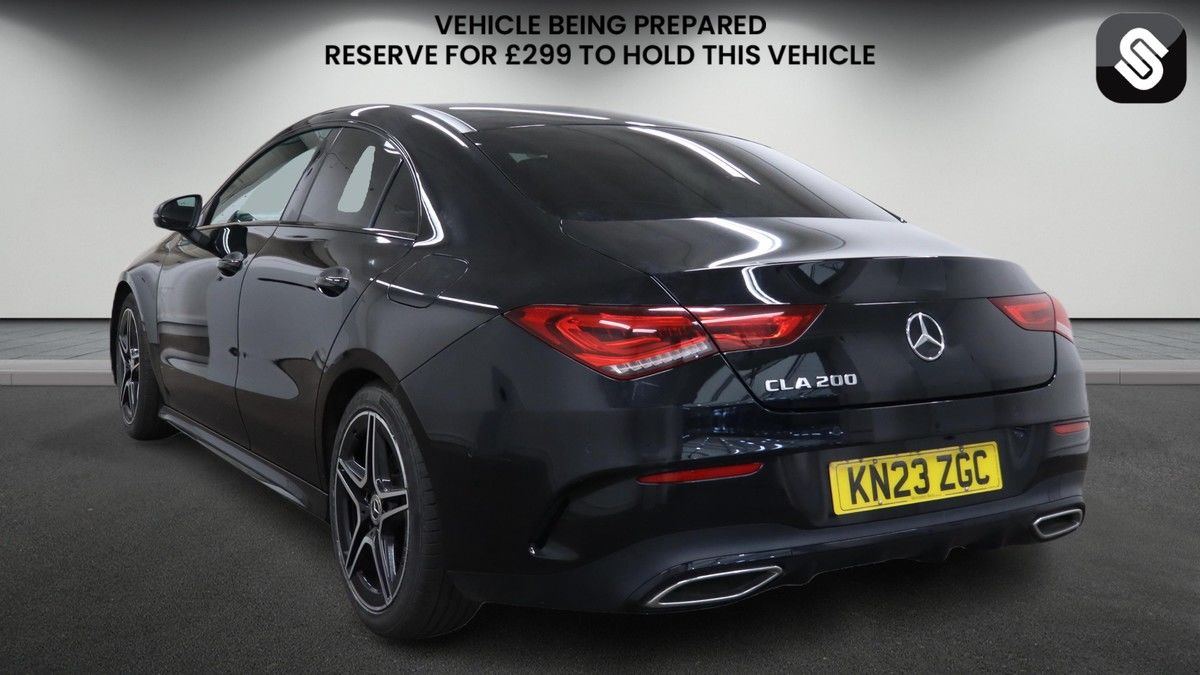 Mercedes-Benz CLA Image 3
