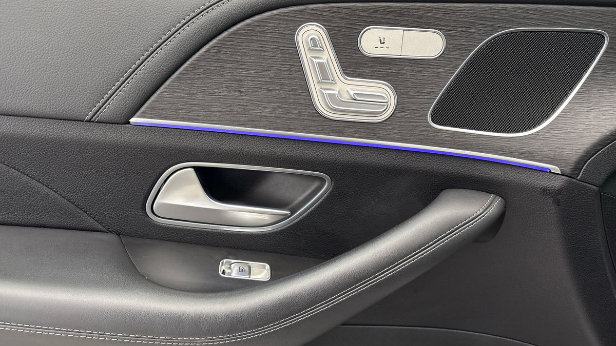 Mercedes-Benz GLE Image 19