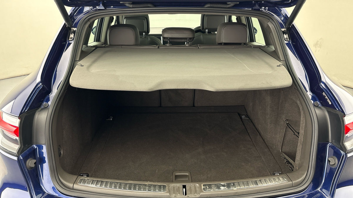 Porsche Macan Image 11