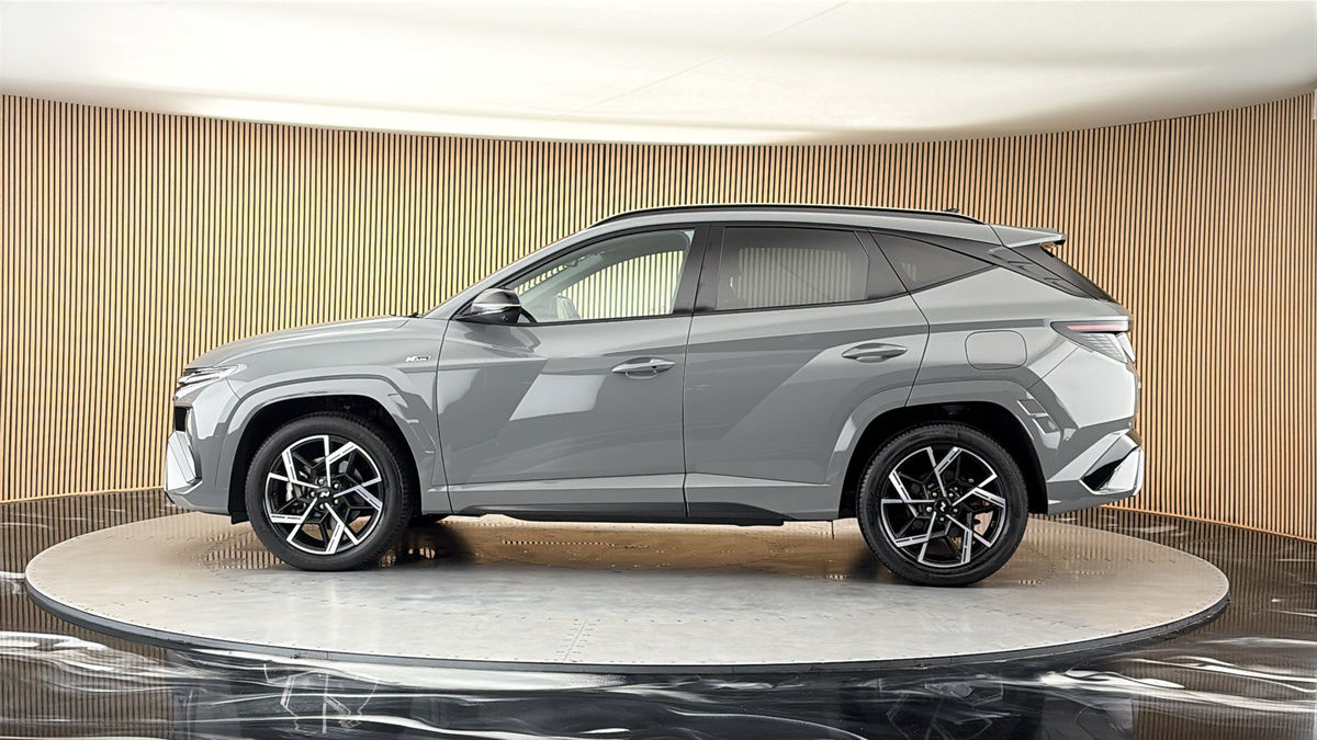 More views of Hyundai TUCSON