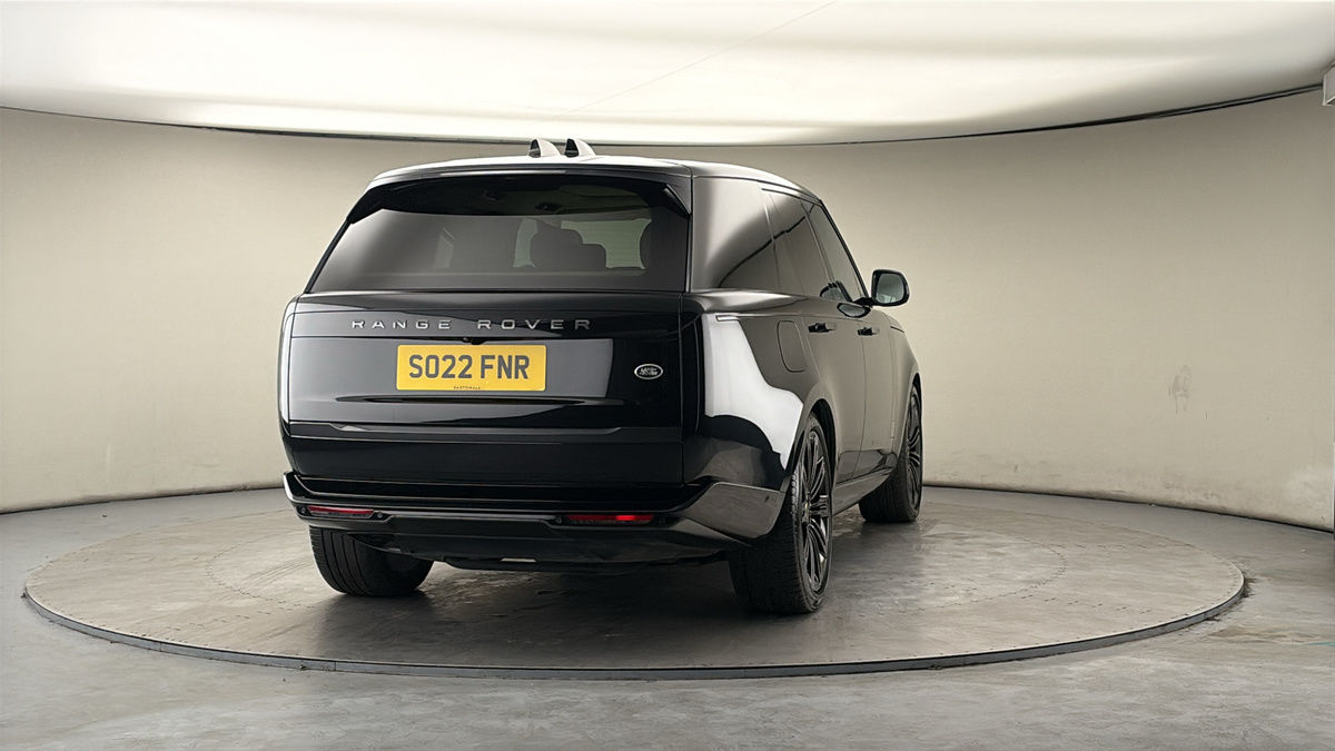 More views of Land Rover Range Rover