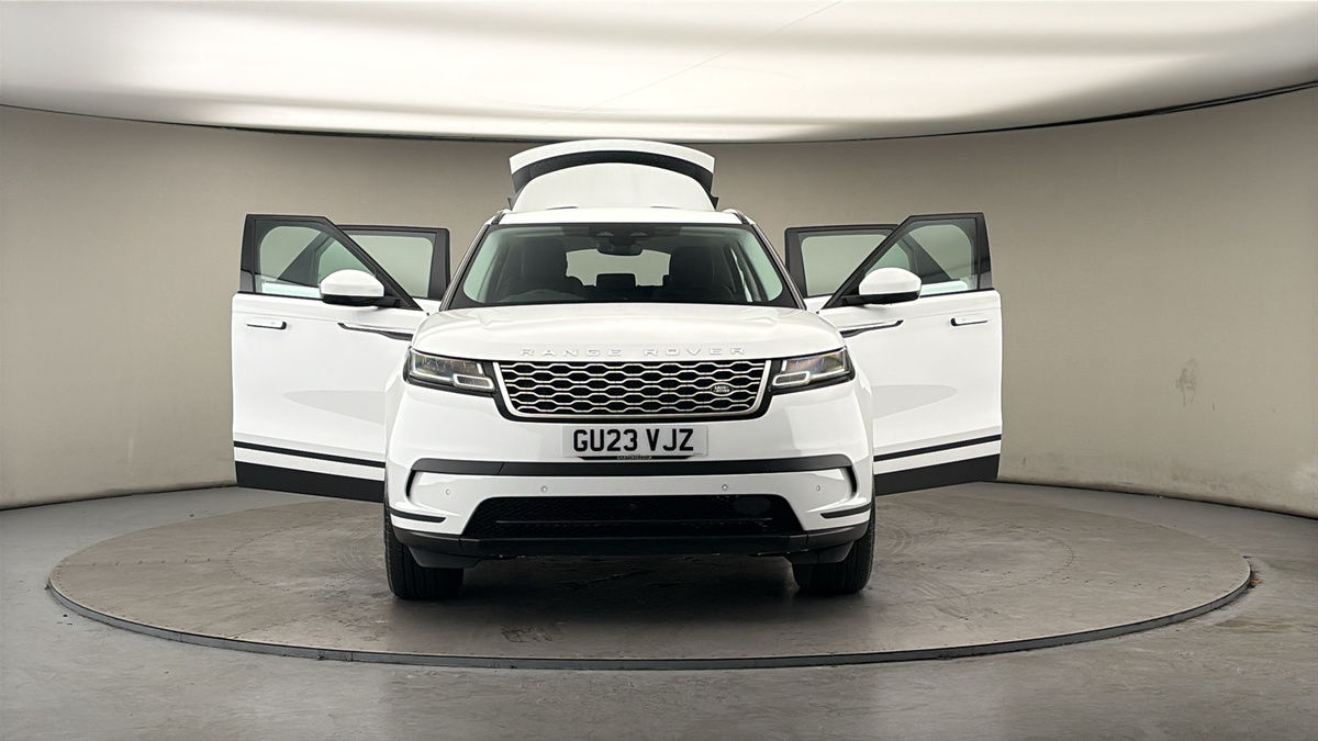 More views of Land Rover Range Rover Velar