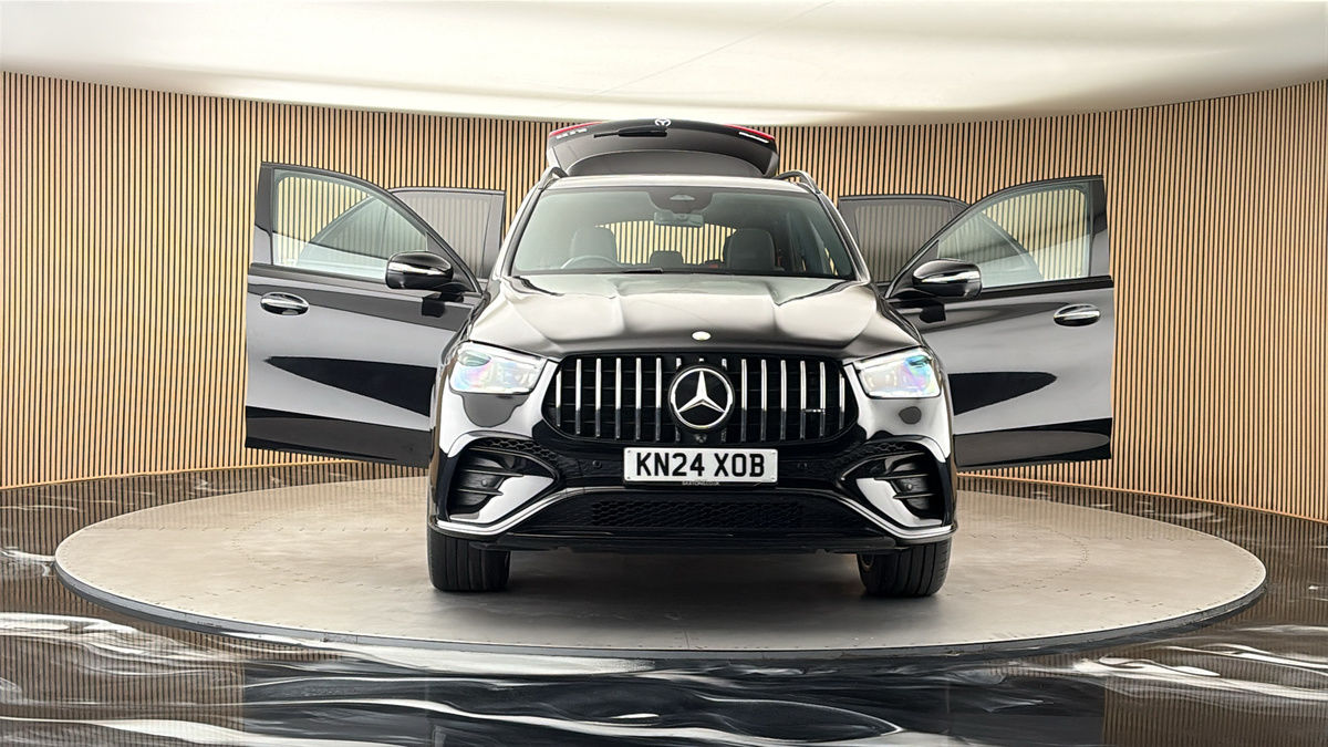 More views of Mercedes-Benz GLE