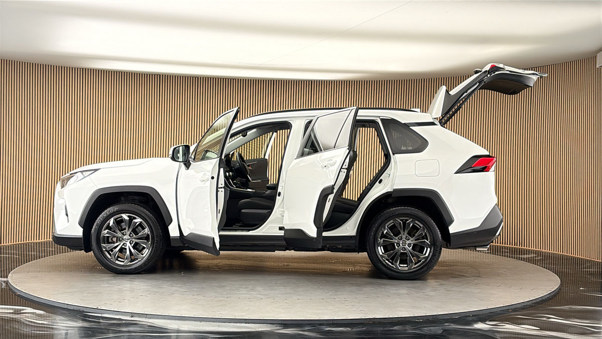More views of Toyota RAV4