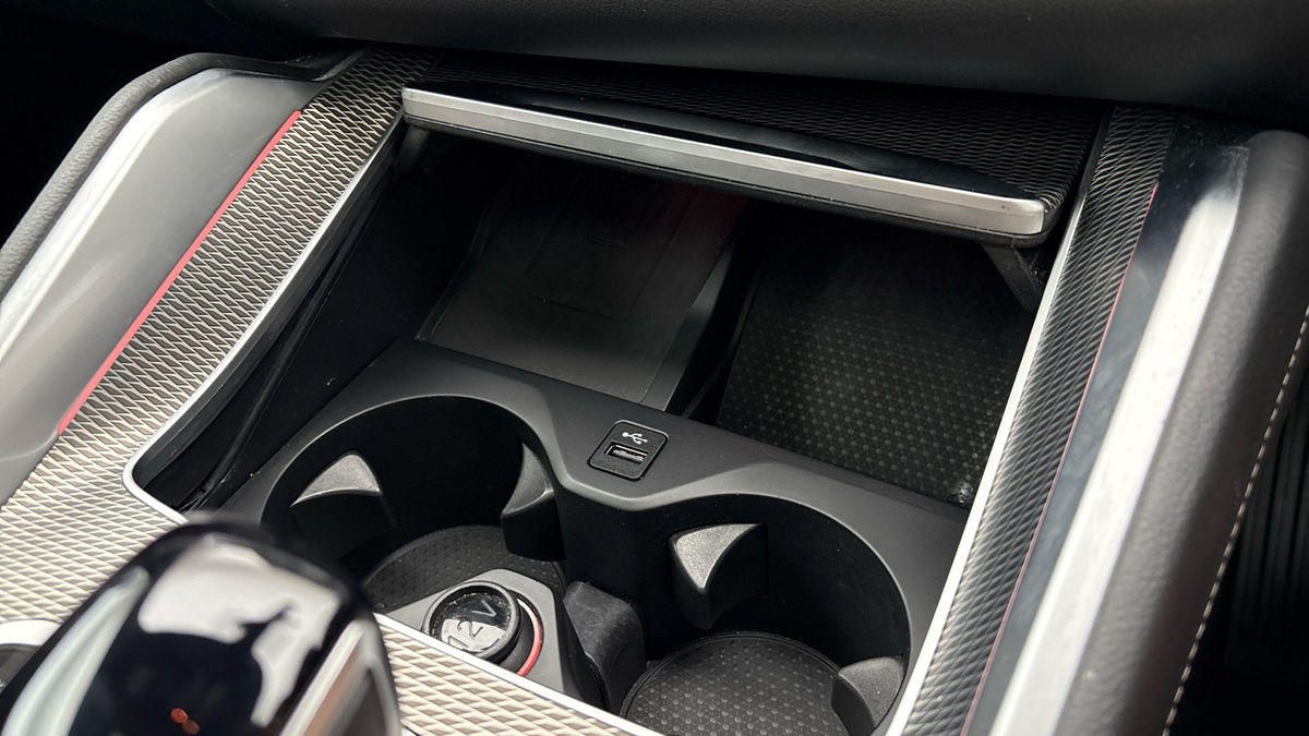 BMW X6 Image 30