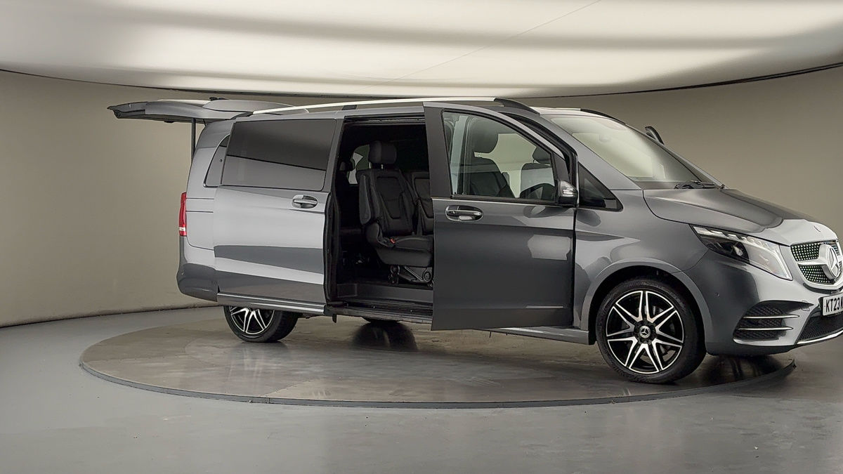 More views of Mercedes-Benz V Class