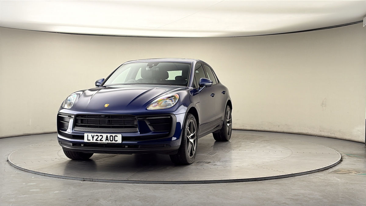 More views of Porsche Macan