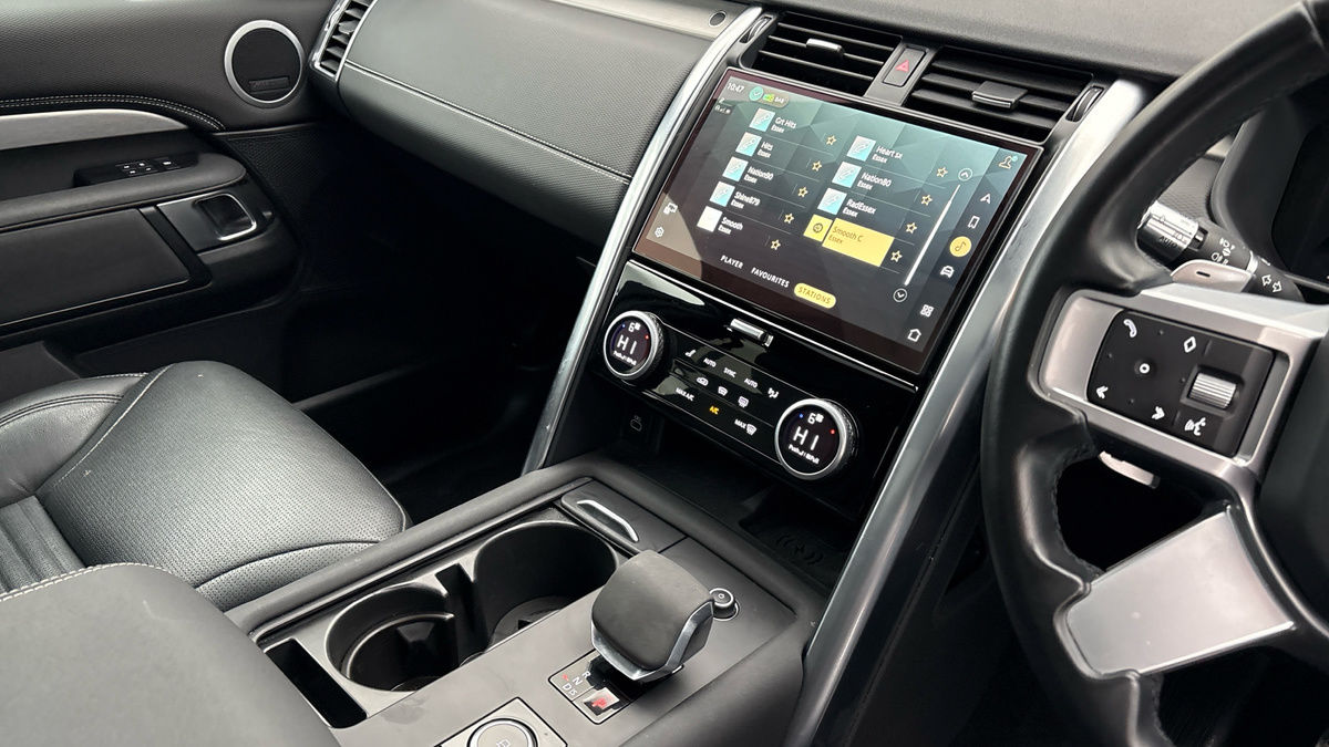 Land Rover Discovery Image 18