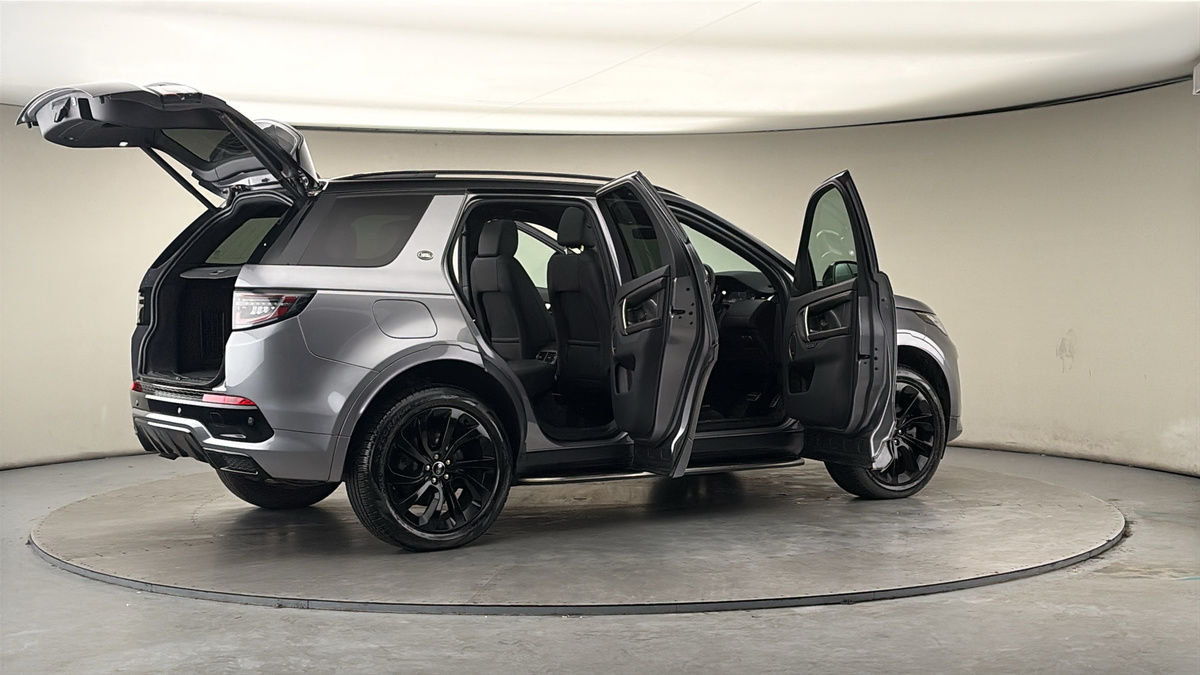 More views of Land Rover Discovery Sport