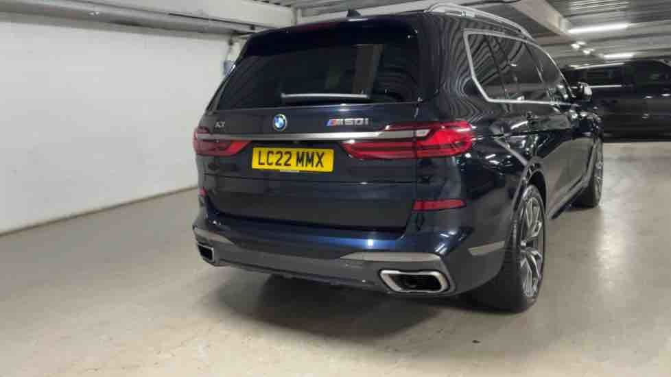 More views of BMW X7