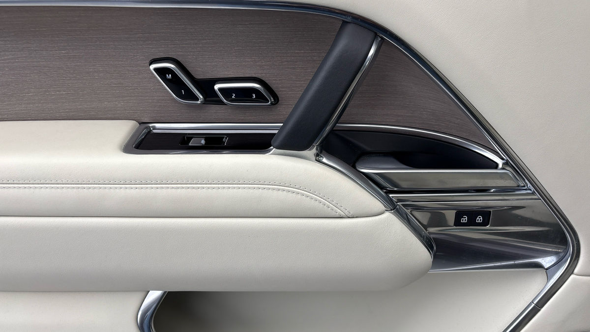 Land Rover Range Rover Image 19