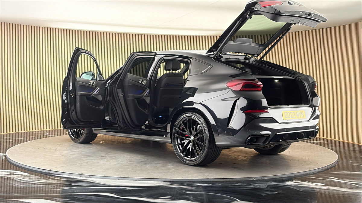 More views of BMW X6