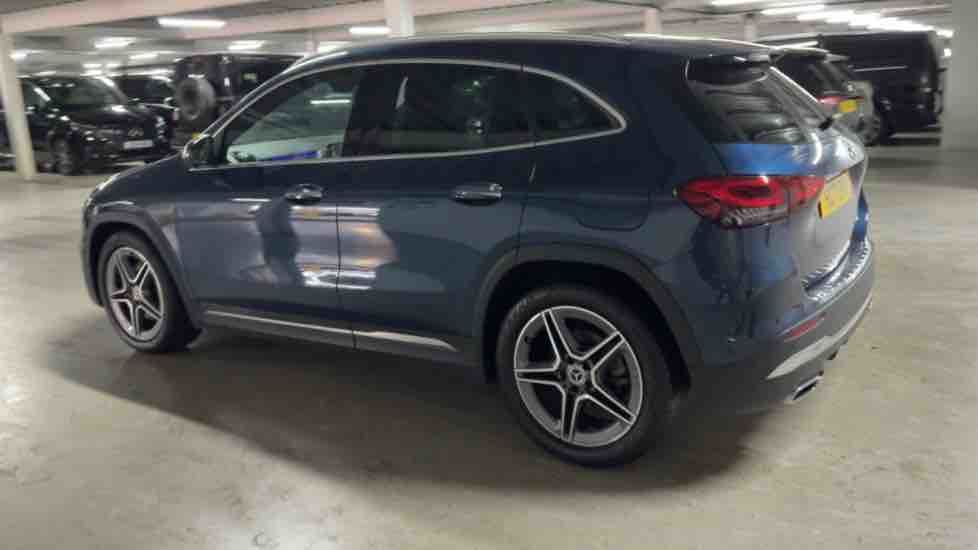More views of Mercedes-Benz GLA