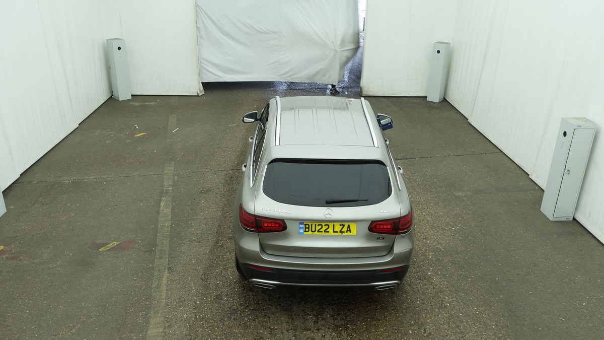 Mercedes-Benz GLC Image 8