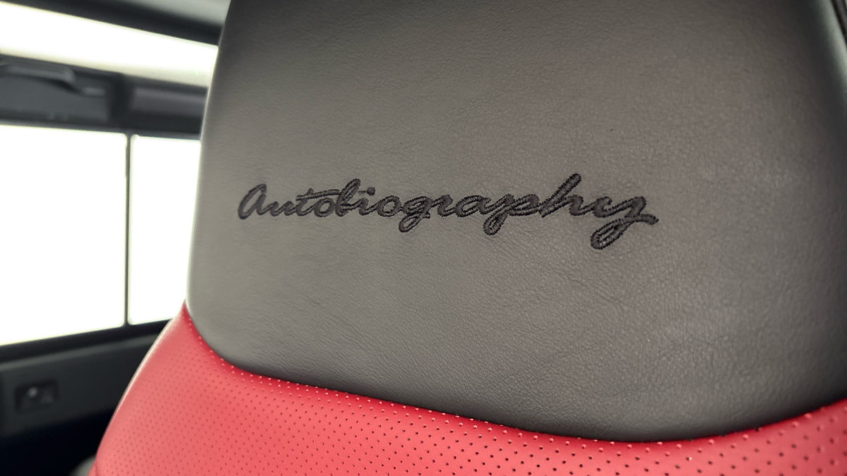 Land Rover Defender 90 Image 9