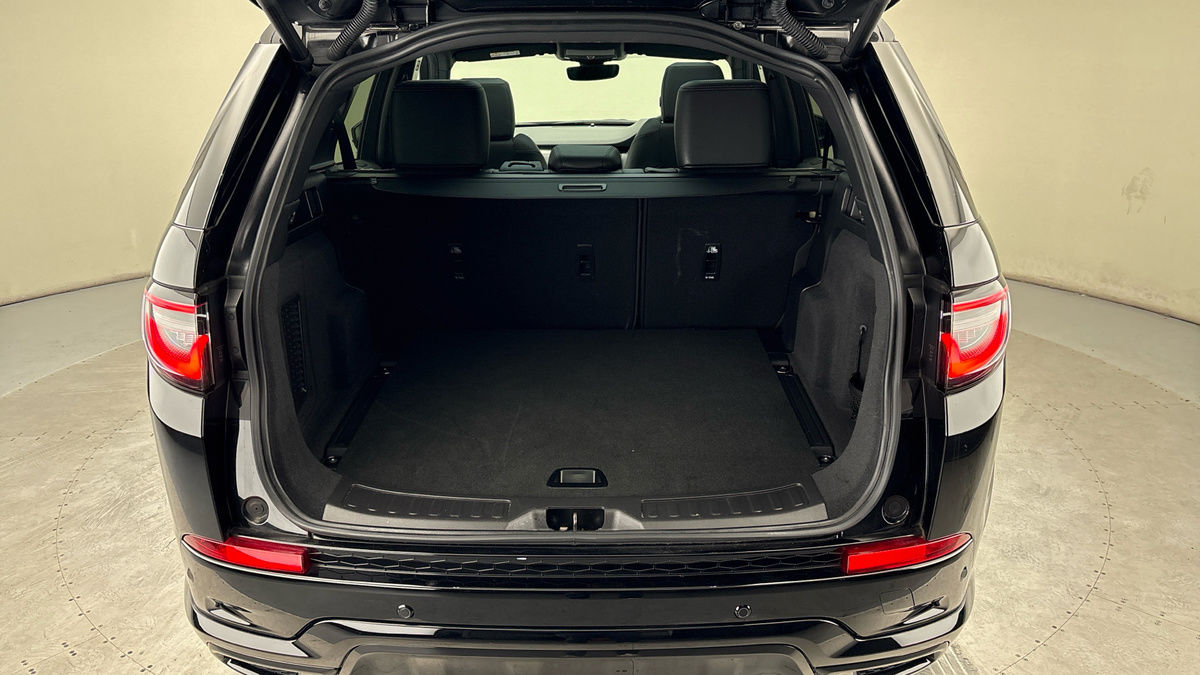 Land Rover Discovery Sport Image 11