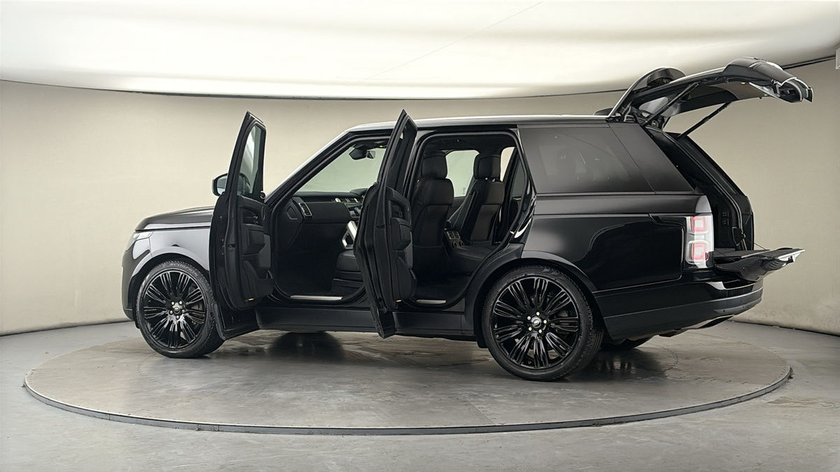 More views of Land Rover Range Rover