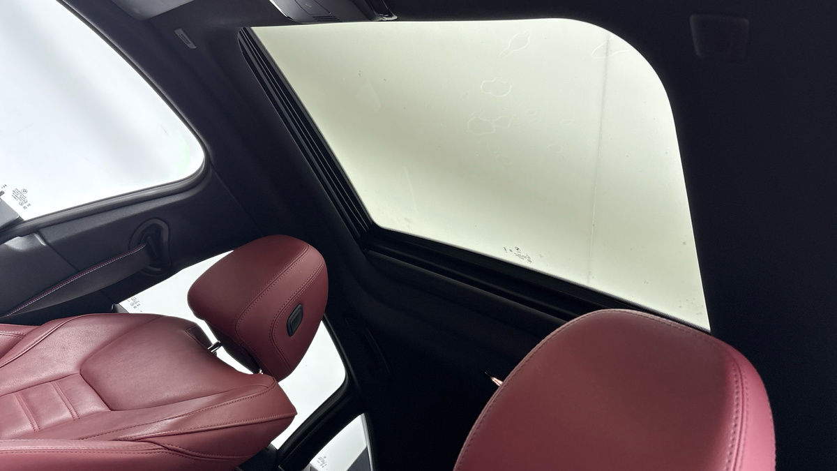 BMW i4 Image 7