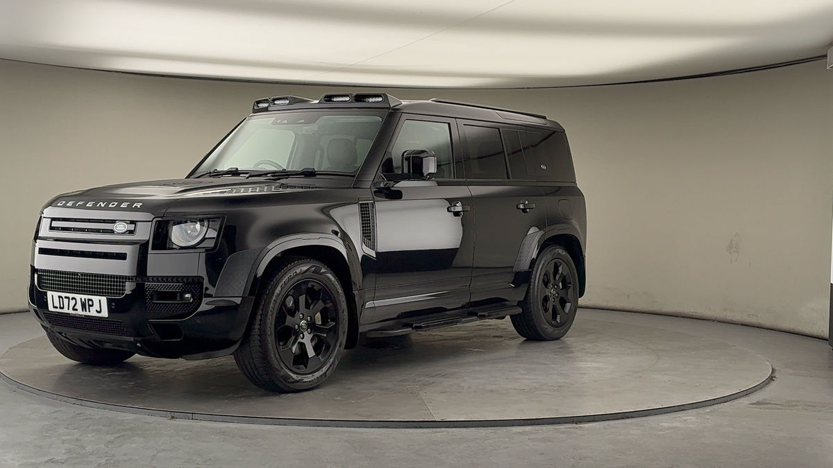More views of Land Rover Defender 110