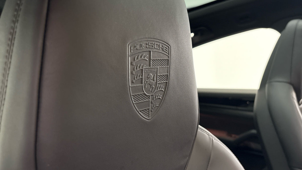 Porsche Cayenne Image 35