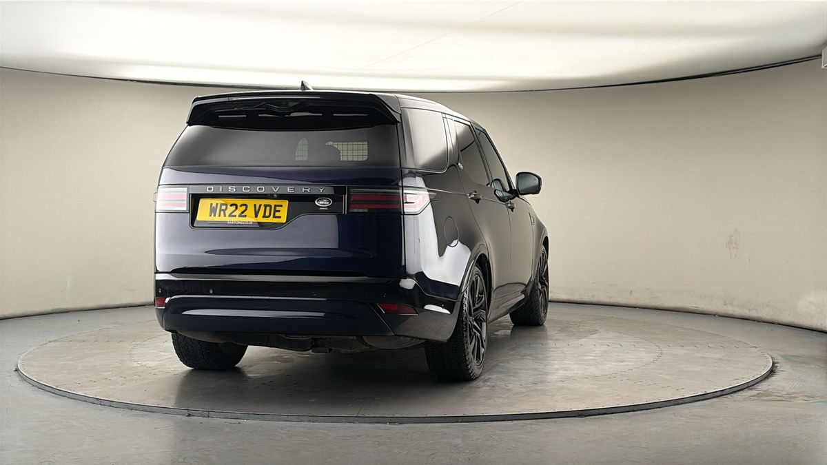 More views of Land Rover Discovery