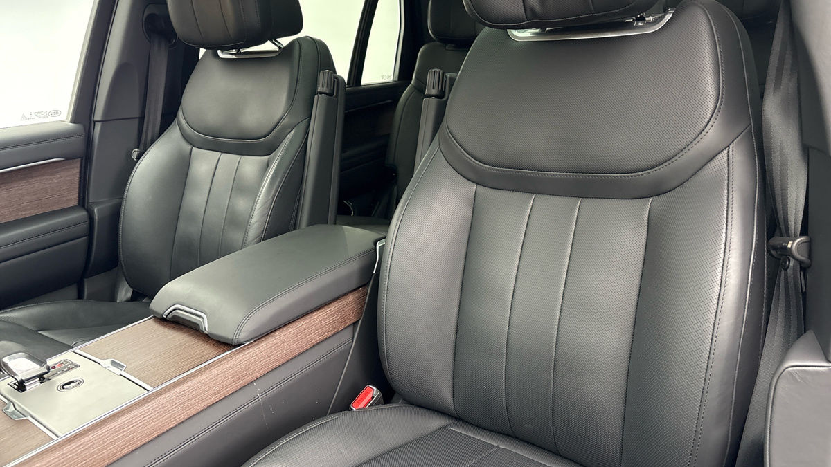 Land Rover Range Rover Image 7