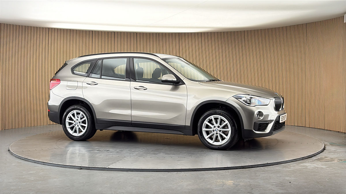 More views of BMW X1