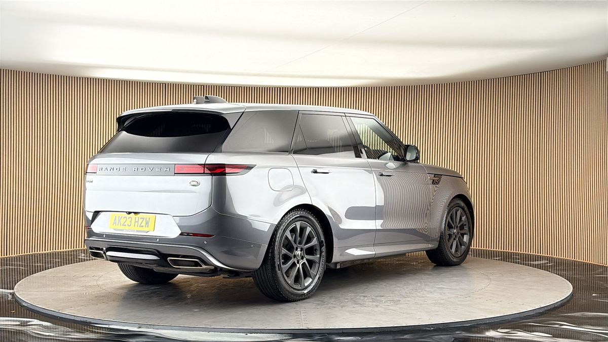 More views of Land Rover Range Rover Sport
