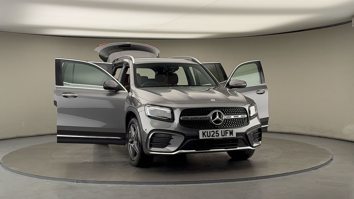 More views of Mercedes-Benz GLB