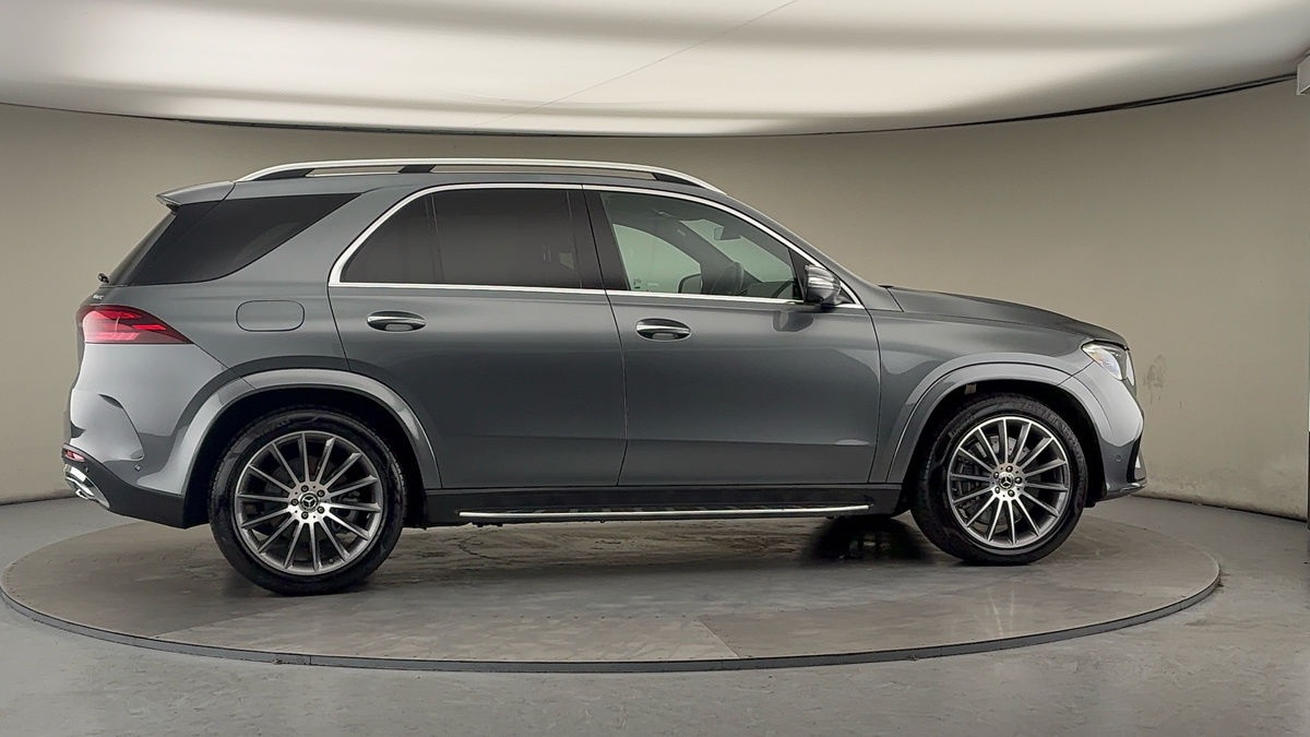 More views of Mercedes-Benz GLE