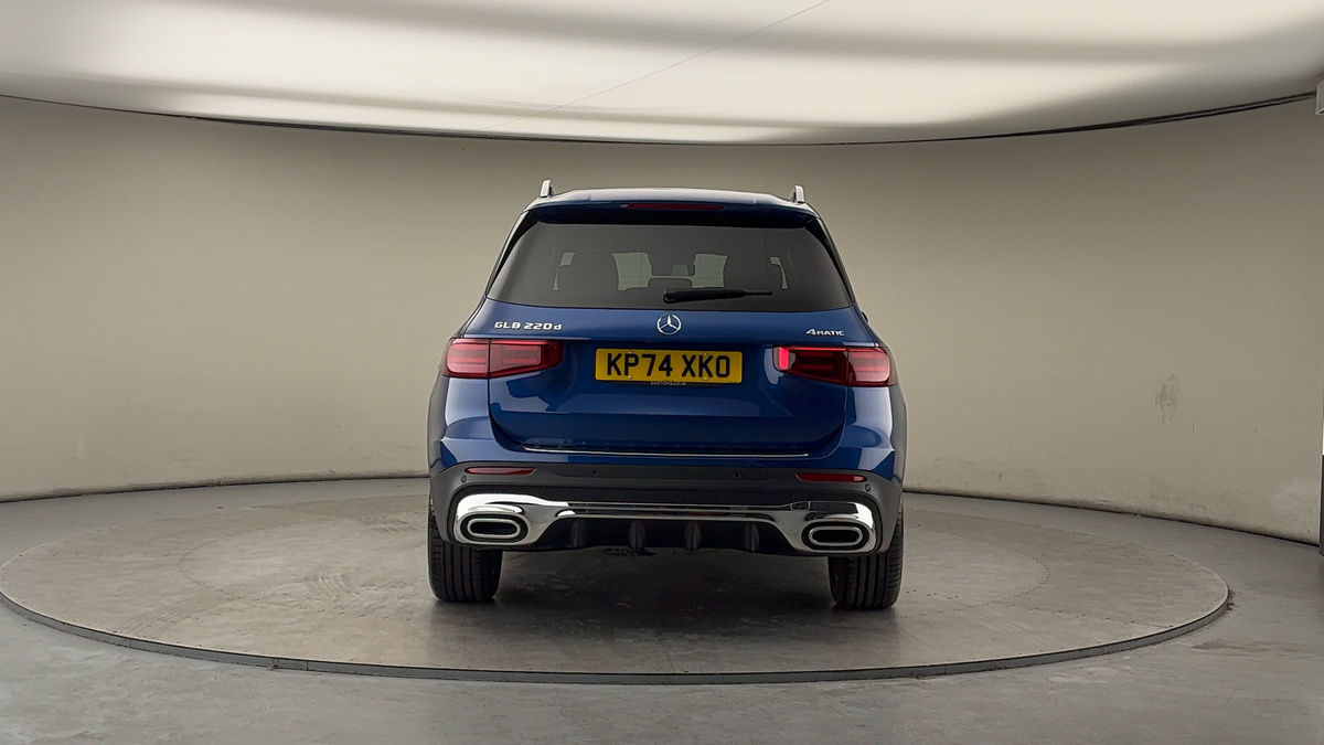 Mercedes-Benz GLB Image 4