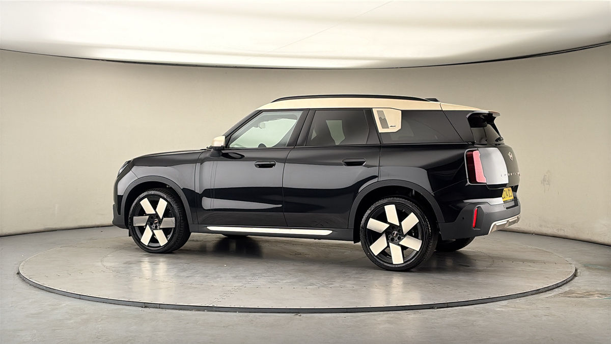 More views of MINI Countryman