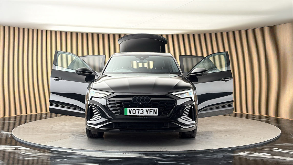 More views of Audi Q8 e-tron