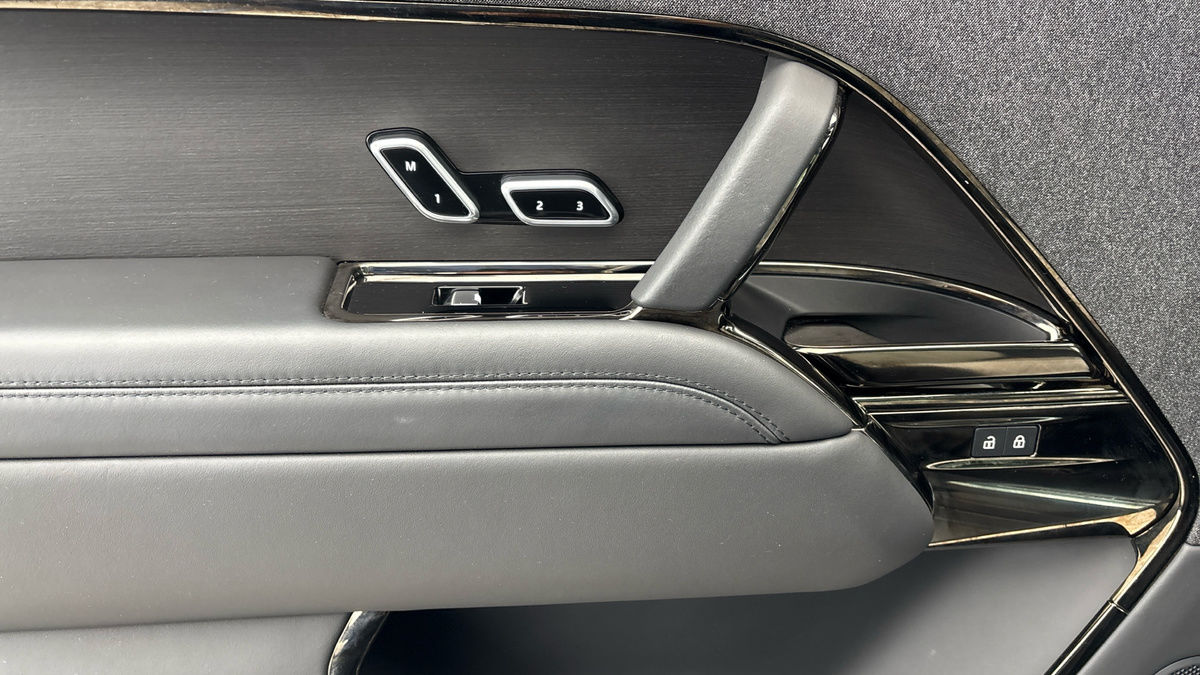 Land Rover Range Rover Sport Image 19