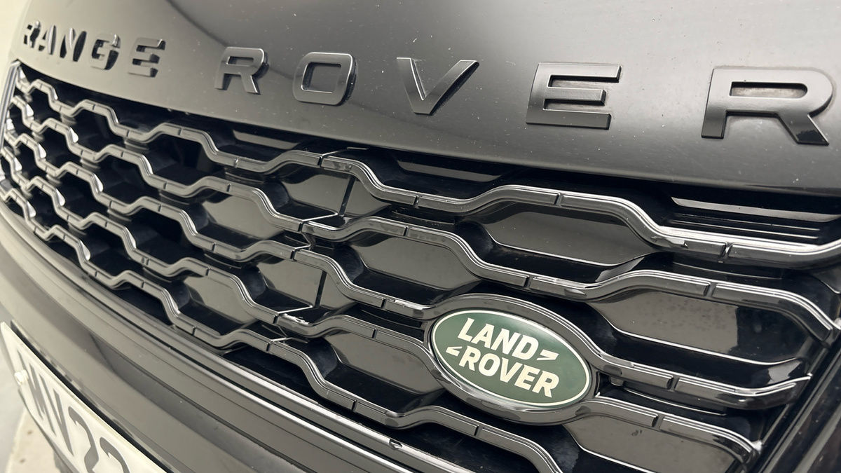 Land Rover Range Rover Sport Image 24