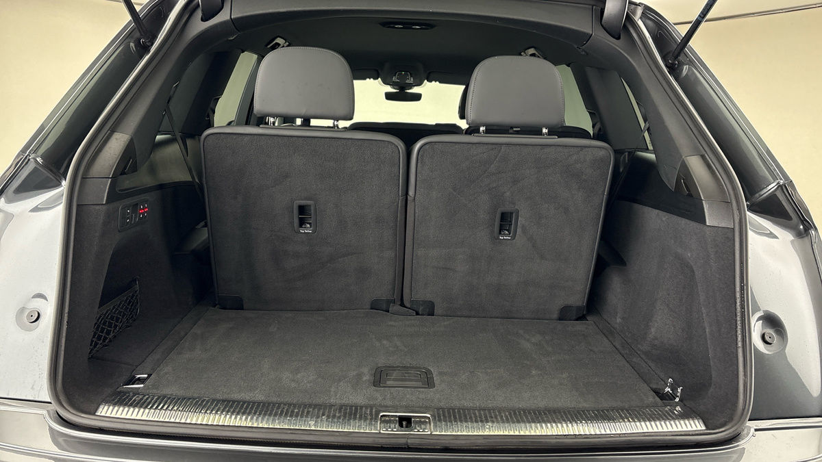 Audi Q7 Image 11