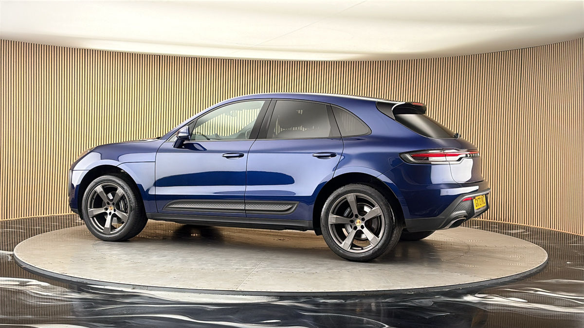 More views of Porsche Macan