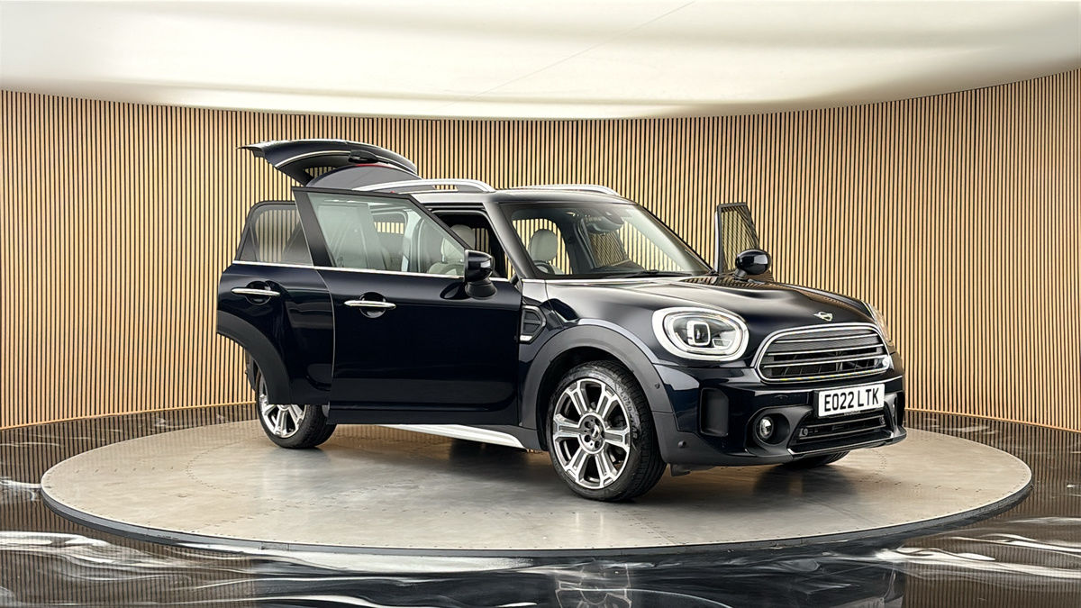 More views of MINI Countryman