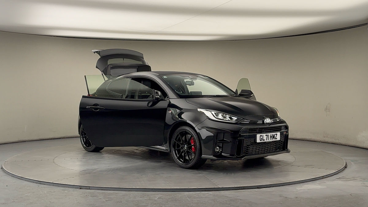 More views of Toyota Yaris