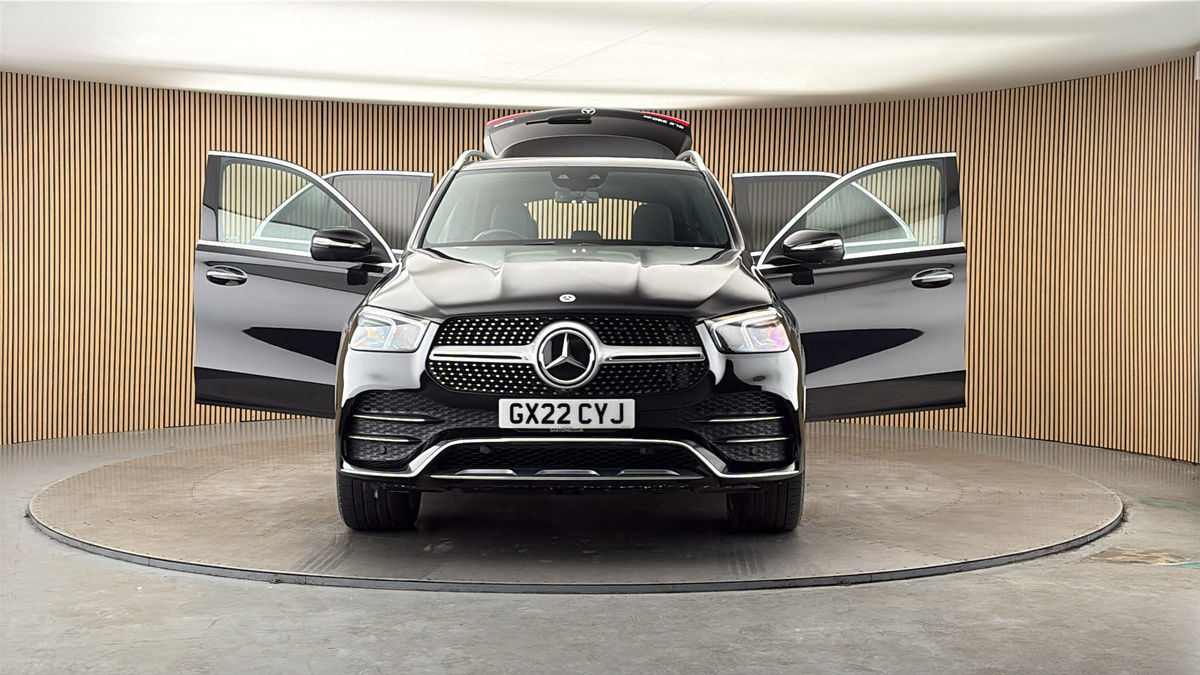 More views of Mercedes-Benz GLE
