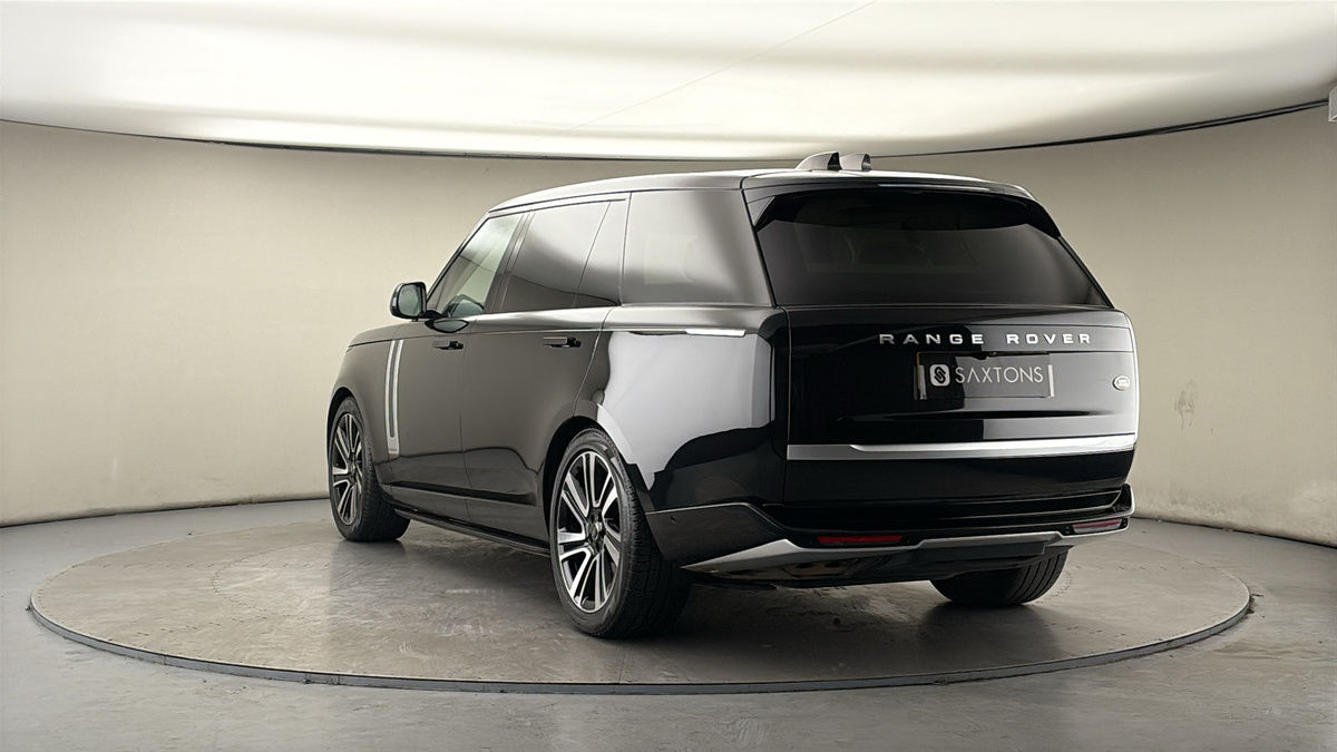 More views of Land Rover Range Rover