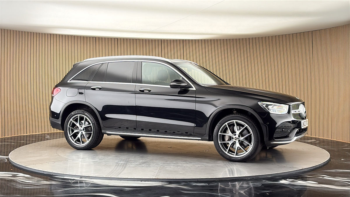 More views of Mercedes-Benz GLC
