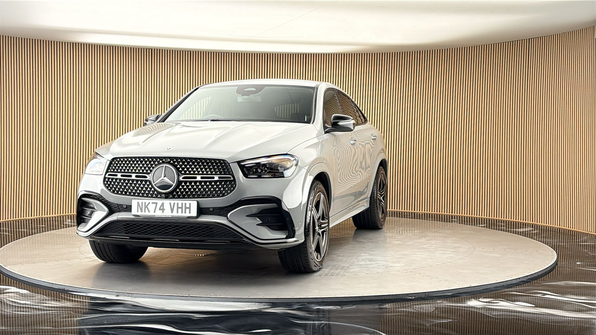 More views of Mercedes-Benz GLE